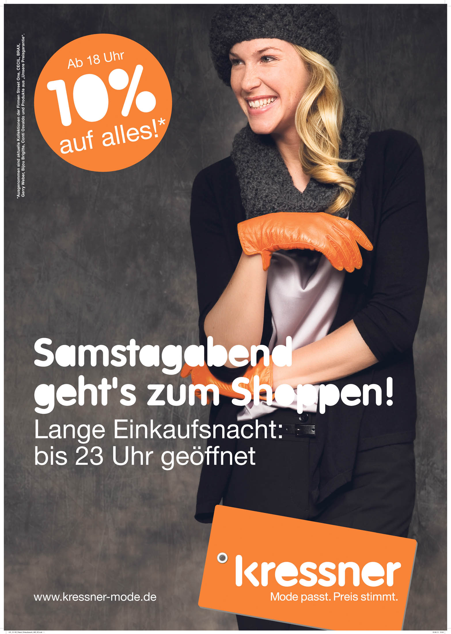 Eine fröhliche Frau mit modischer Wintermütze und Handschuhen posiert für eine Anzeige, die für einen Rabatt in einem Modegeschäft wirbt, mit einem deutschen Text zu den Einzelheiten des Angebots. © Fotografie Tomas Rodriguez