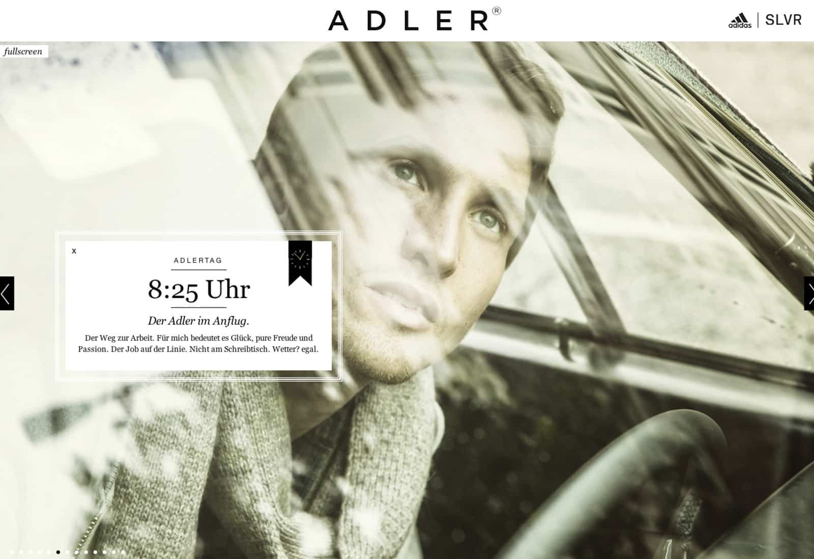 Ein Mann mit nachdenklichem Gesichtsausdruck schaut aus einem Autofenster. Der Textüberzug lautet „ADLER 8:25 Uhr Der Adler im Anflug“. Der Hintergrund ist leicht unscharf, was dem Bild eine introspektive Stimmung verleiht. Oben sind die Logos von ADLER und Adidas zu sehen. © Fotografie Tomas Rodriguez